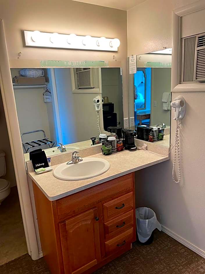 Americas Best Value Inn Polson