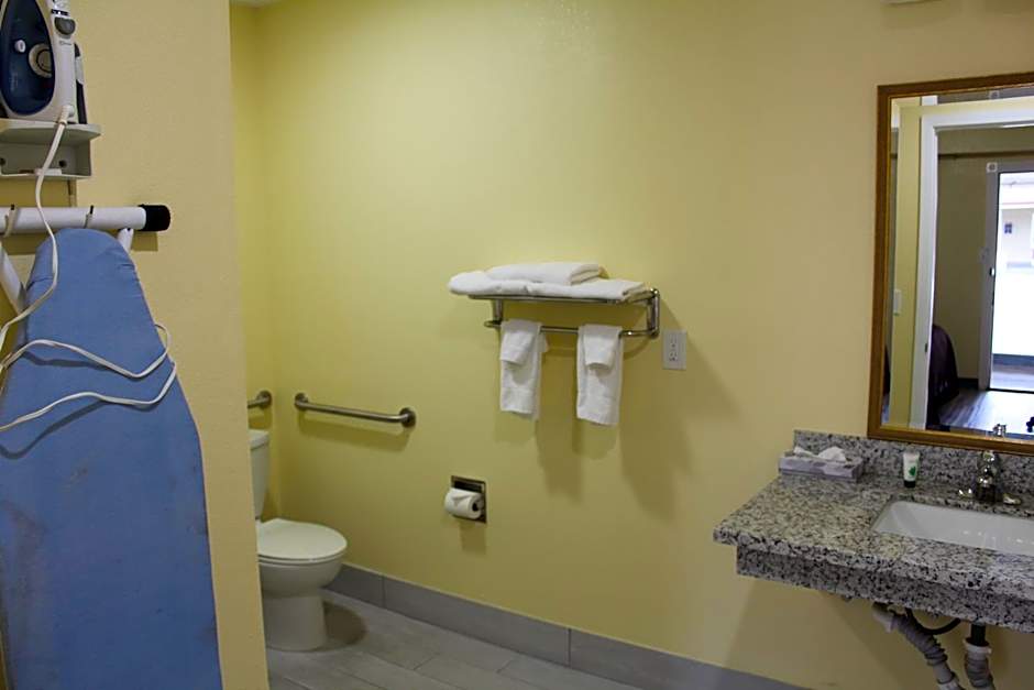 Rodeway Inn Medford South I-5