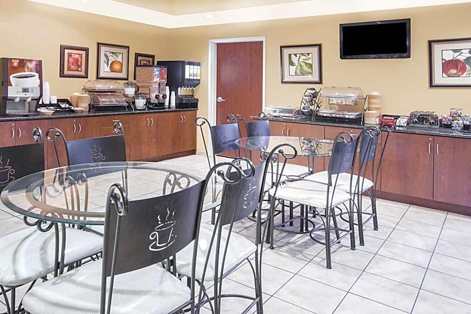 Microtel Inn & Suites By Wyndham Stillwater