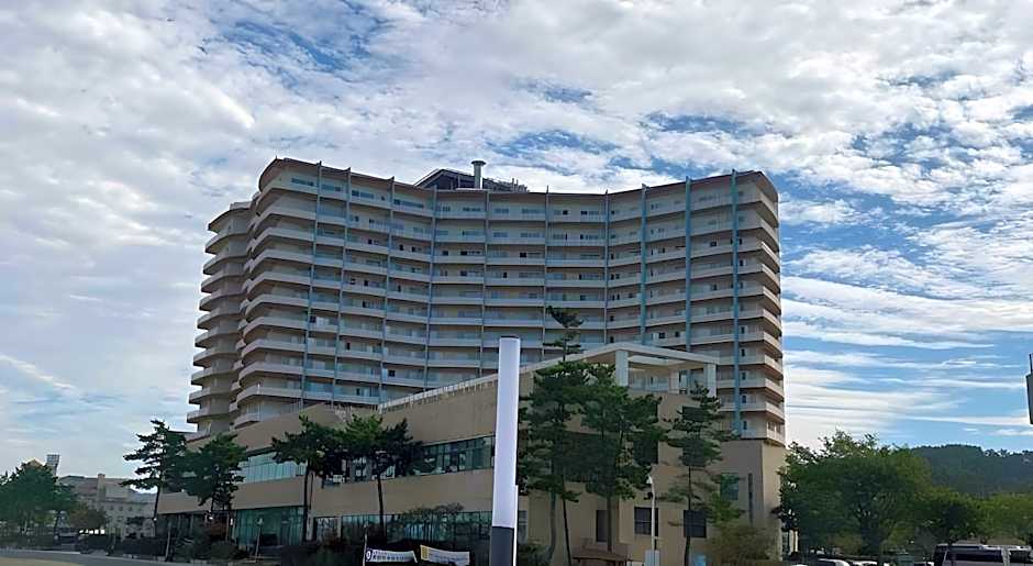 Beache Palace