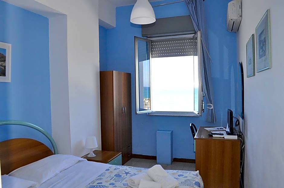 Hotel Ristorante La Scogliera - NUOVA GESTIONE