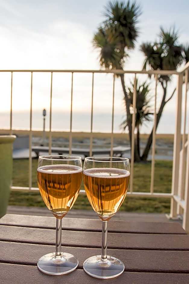 Inn of the Four Winds Seaside Oceanfront