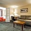 Clarion Inn & Suites At The Outlets Of Lake George