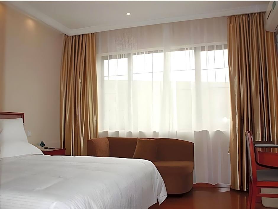 GreenTree Inn Changshu Fangta Park Pedestrian Street Business Hotel