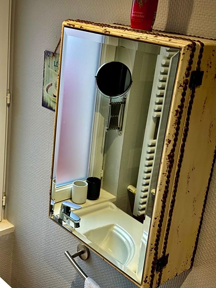 SUITE 785 Chambre Jacuzzi Sauna