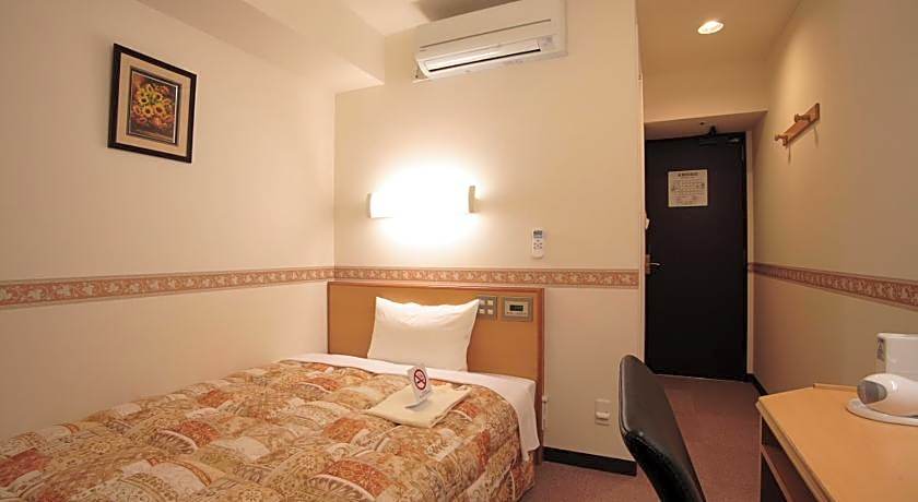 Life Inn Katsuta Station West