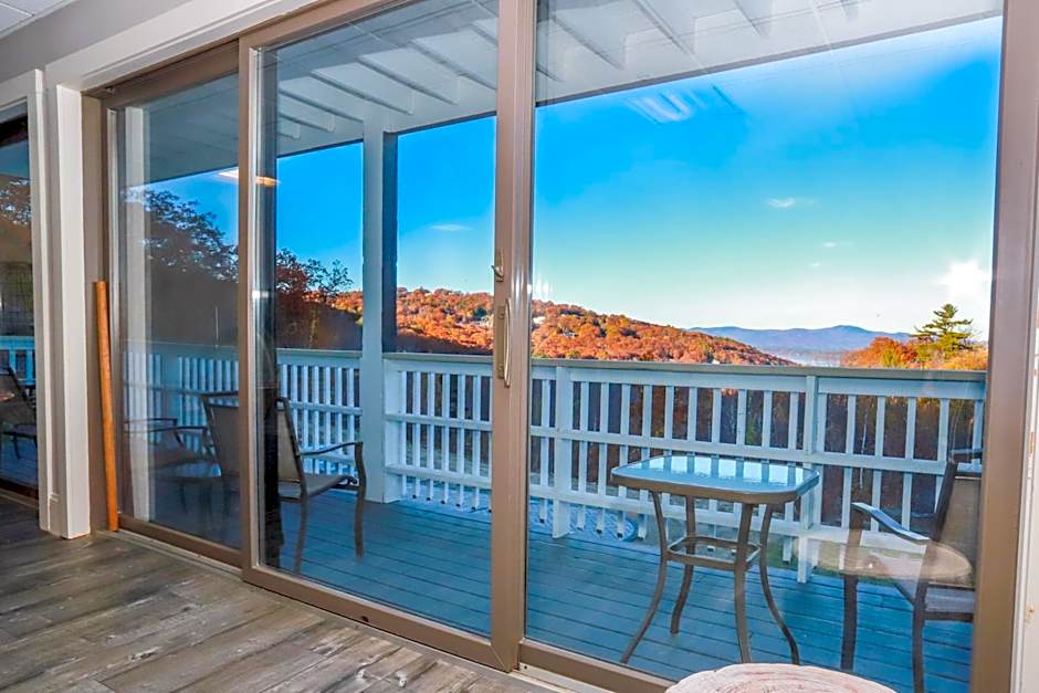 Gunstock Inn & Suites
