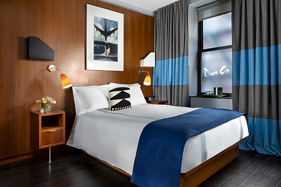 6 Columbus Central Park Hotel