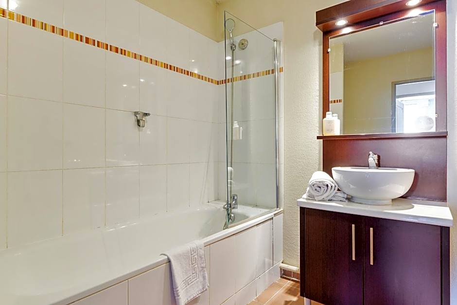 Comfort Aparthotel Six-Fours