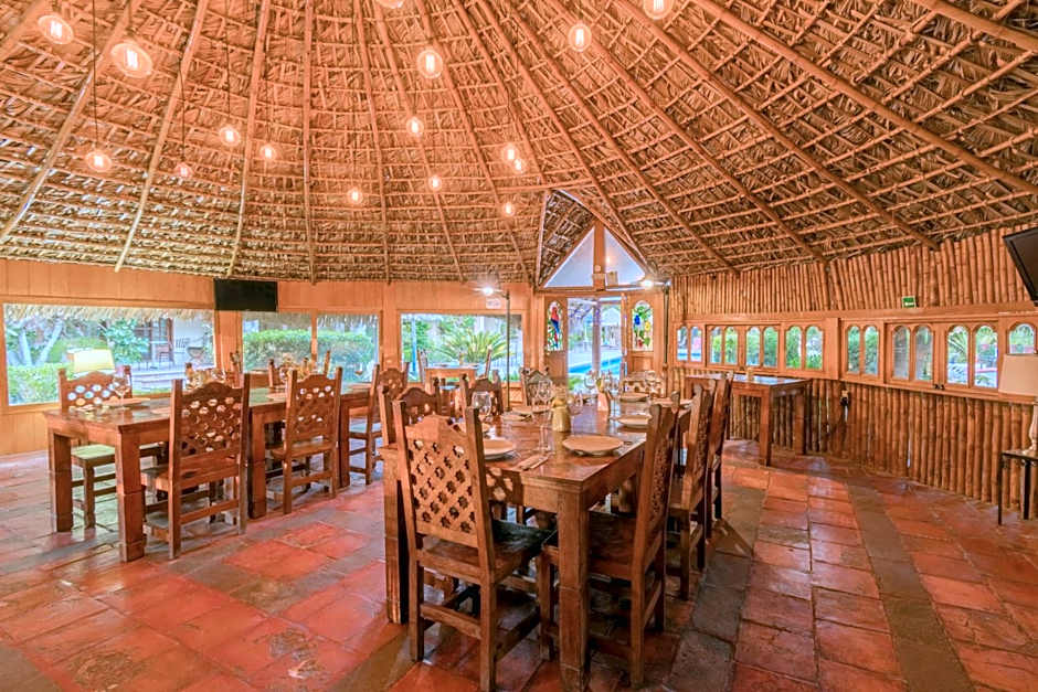 Atotonilco Hotel & Club