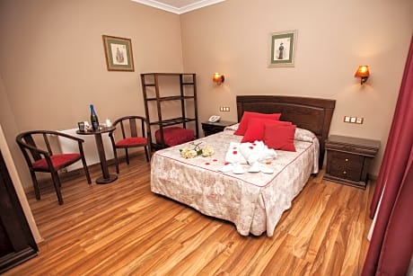 Double Single Use with Spa Access