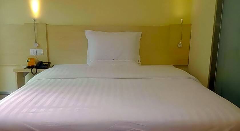7 Days Inn Nanchang Jiefang West Road Xinjia'an Metro Station