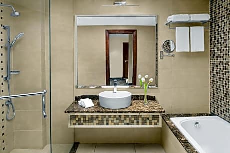 Standard Twin Room - Non-Smoking