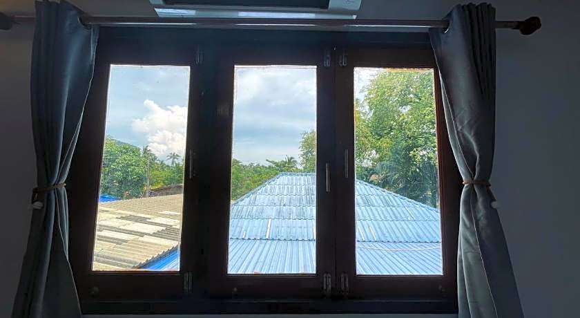 Mookboonchu Guest House, Kohmook, Trang