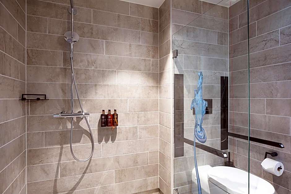 Clarion Hotel The Hub