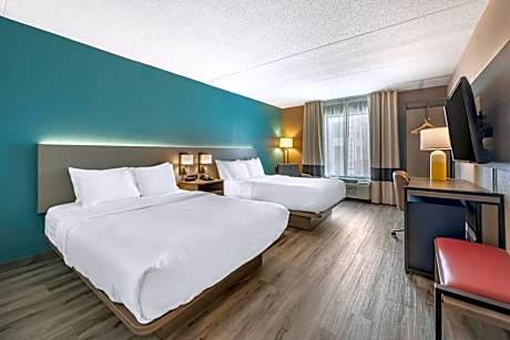 Queen Room with Two Queen Beds - Non-Smoking