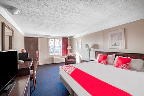 OYO Hotel Wadsworth OH I-76