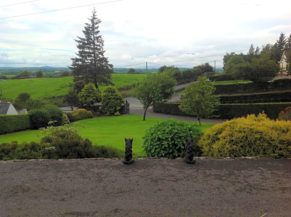 The Rock Equestrian Farm B&B