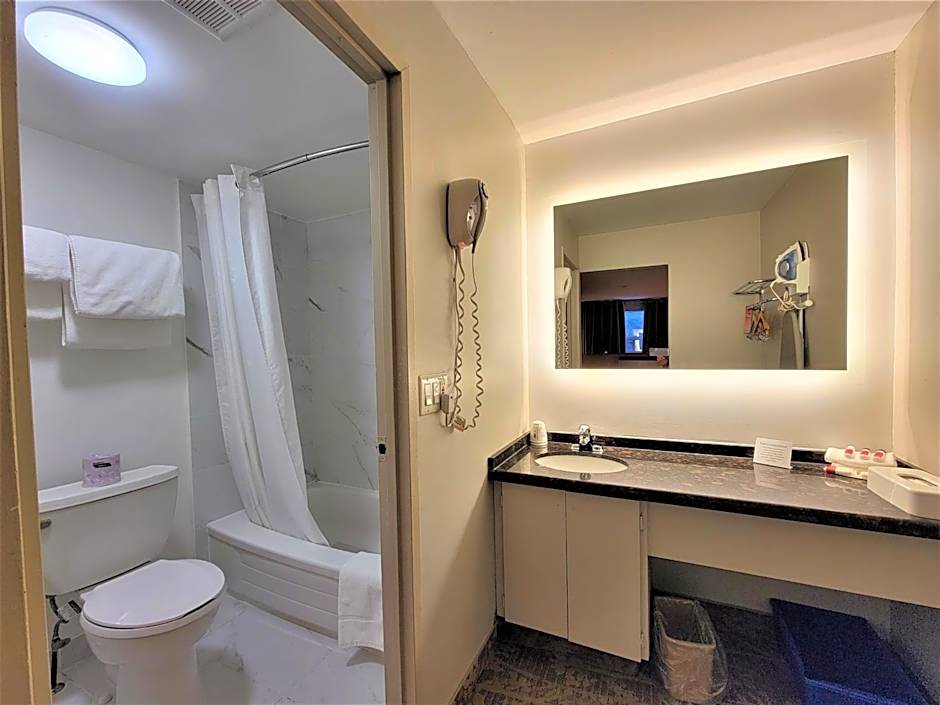 Howard Johnson by Wyndham Gravenhurst