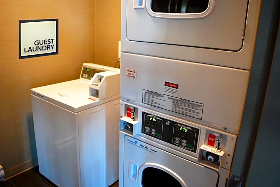 Holiday Inn Express Vancouver Airport-Richmond By IHG