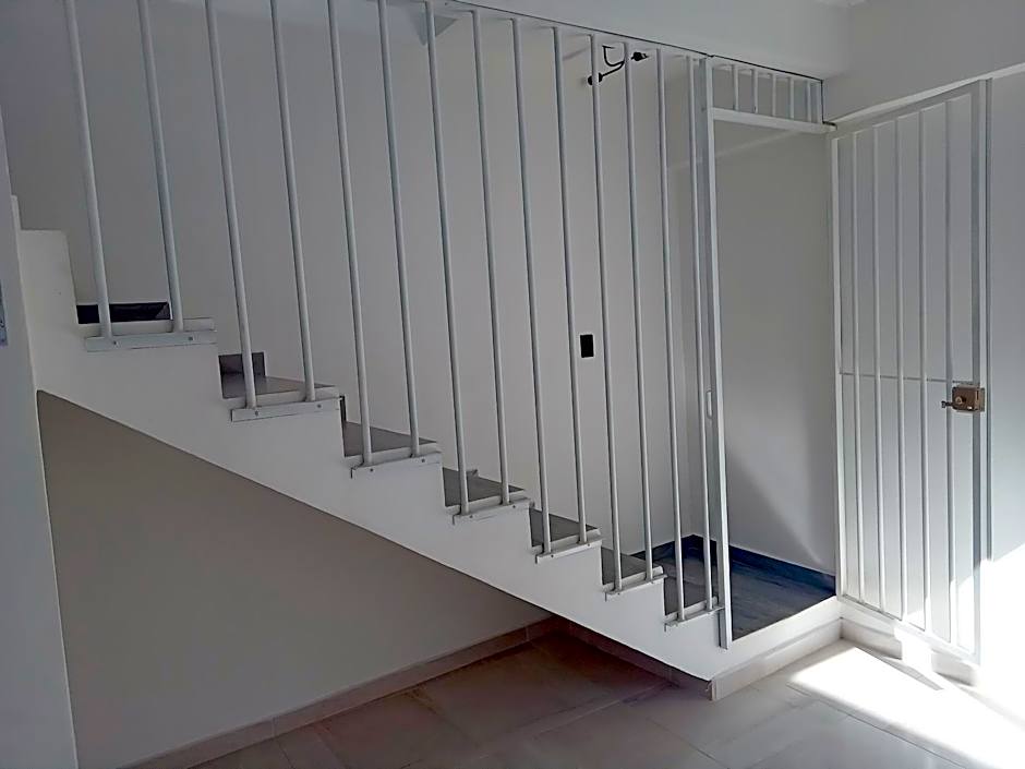 El Salto de Camela - Vera y Espín Hostal