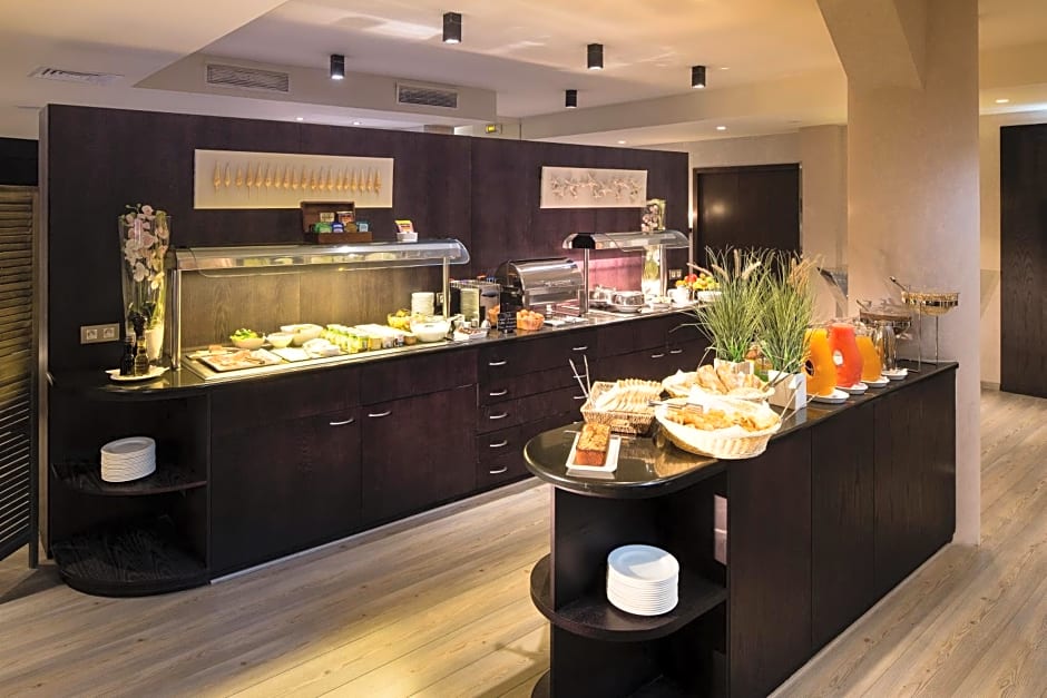 Hotel Le M Paris Montparnasse
