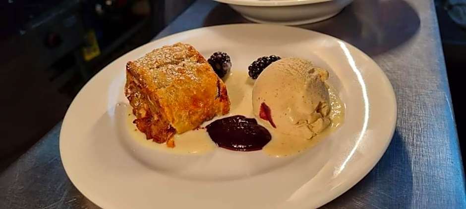 Australian Homestead Motor Lodge