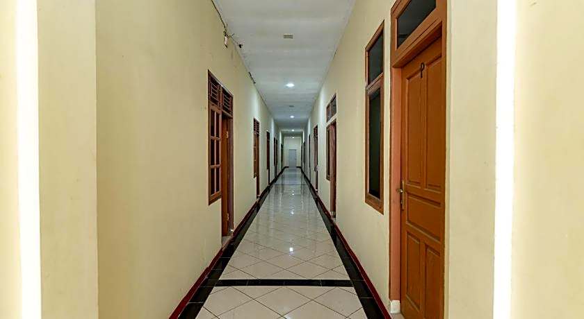 OYO 3767 Permata House