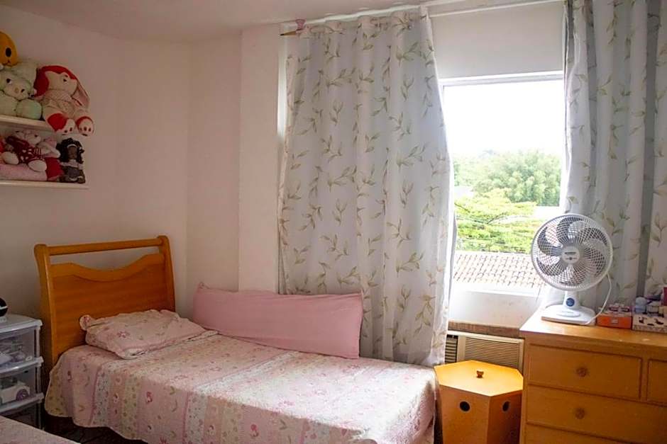 Apto com Wi Fi a 400m da Praia de Canasvieiras SC