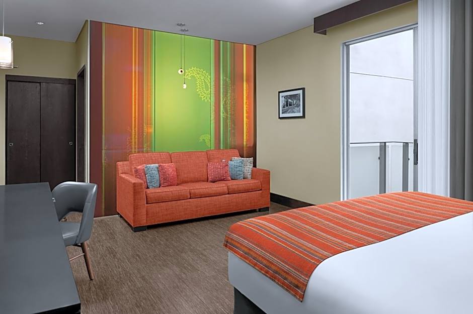 Sirtaj Hotel