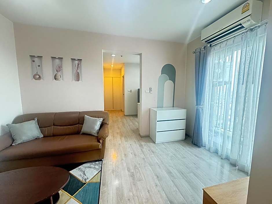 Minimal 2 BR next to IKEA, Central Westgate Bangyai