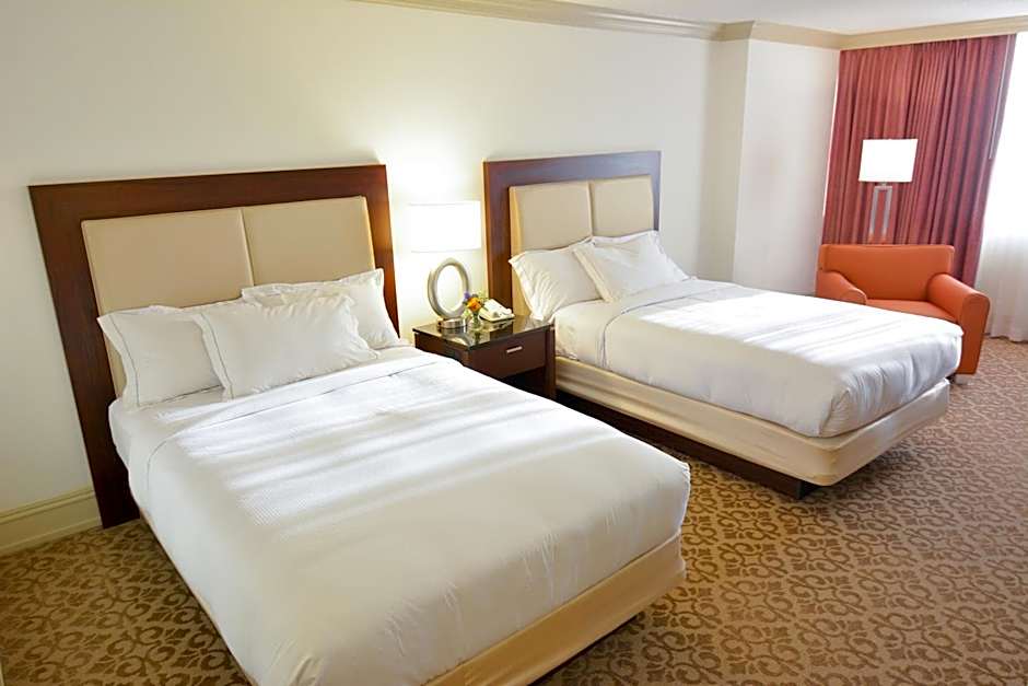 Hilton Palm Beach PBI