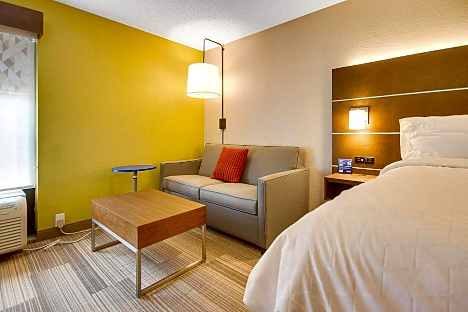Holiday Inn Express Dublin By IHG