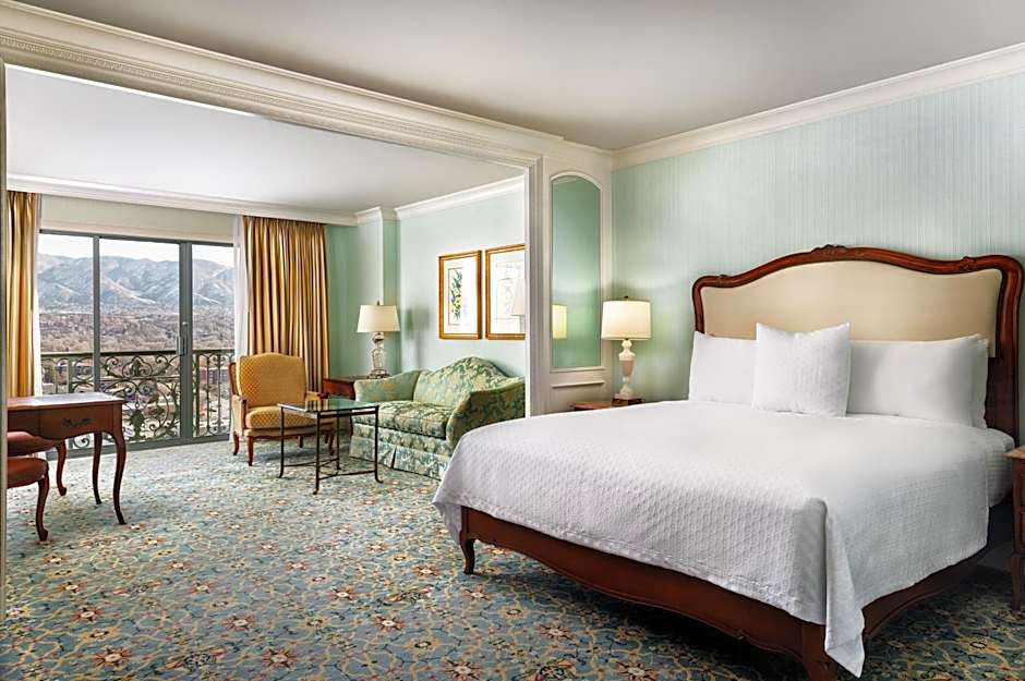 Grand America Hotel