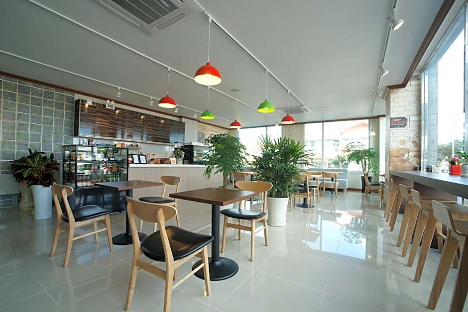 Seongsan Aqua Beach Hotel