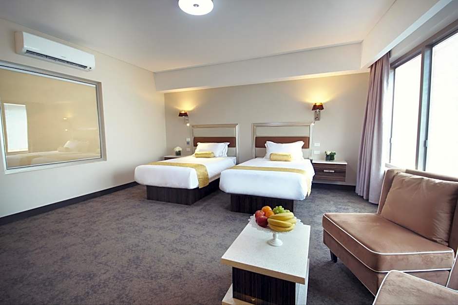 Swan River Hotel (Formerly known as International on the Water Hotel)