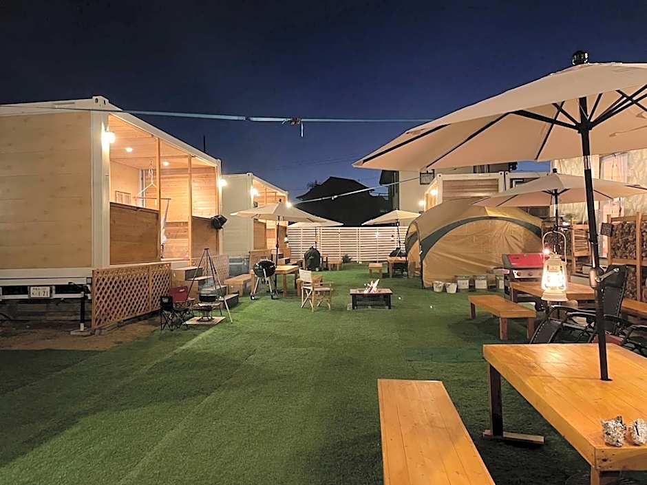 Glamping Village LEAF