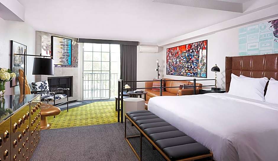 Montrose at Beverly Hills