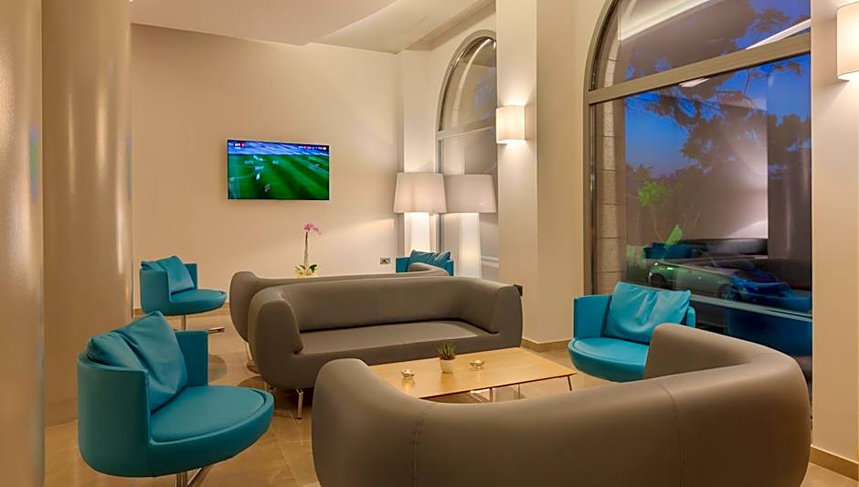 Blue Lagoon City Hotel