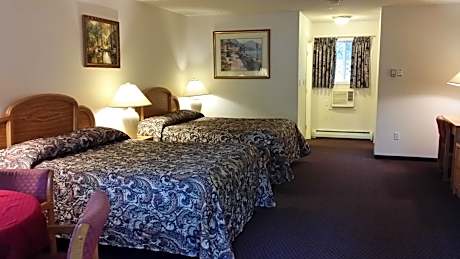 Queen Room with Two Queen Beds