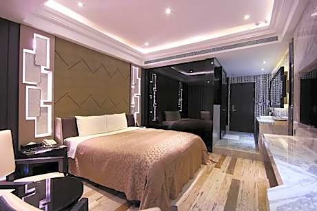 Superior Double Room (Check-in after 20:00)