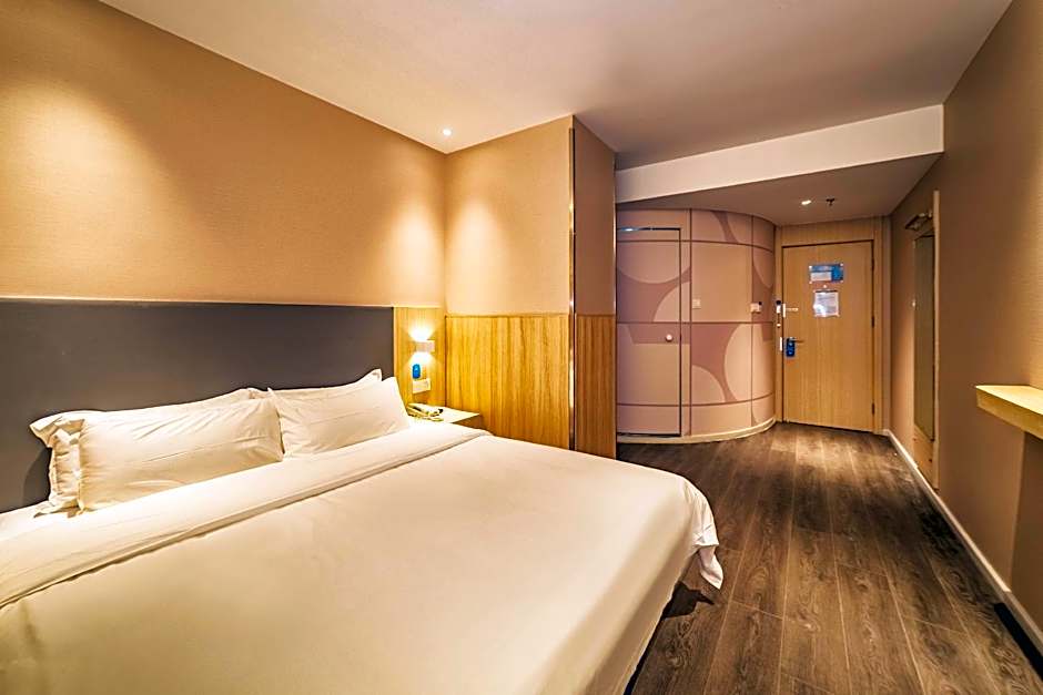 Hanting Hotel Qingdao Zhanqiao Railway Station East Plaza