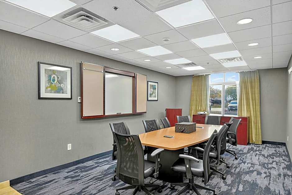 Fairfield Inn & Suites by Marriott Omaha Downtown