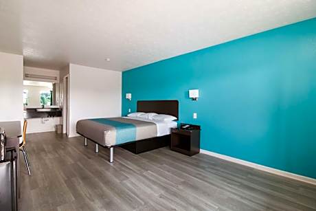 Deluxe King Room - Smoking