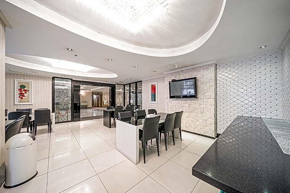 Changwon Olympic Hotel