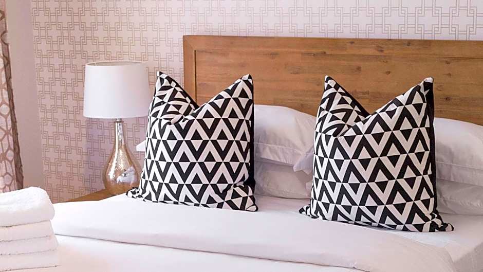 3 Lux Suites