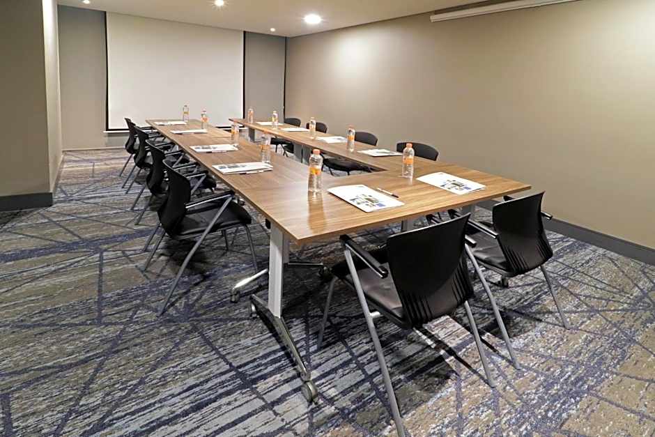 Holiday Inn Express & Suites Monterrey Valle By IHG