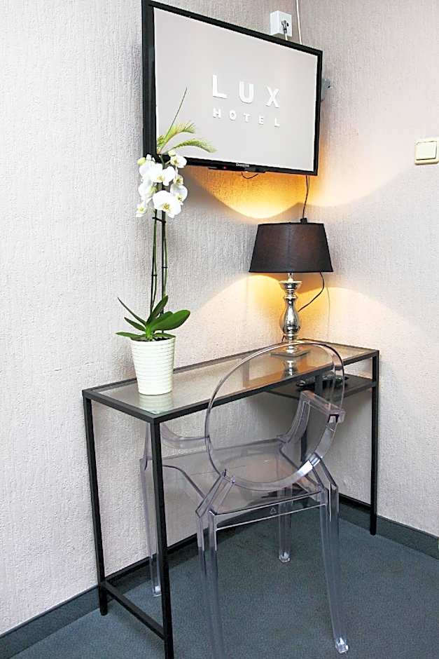 Hotel Lux