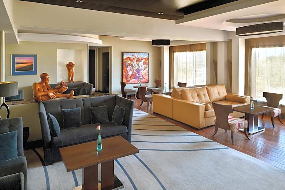 Sankara Nairobi, Autograph Collection