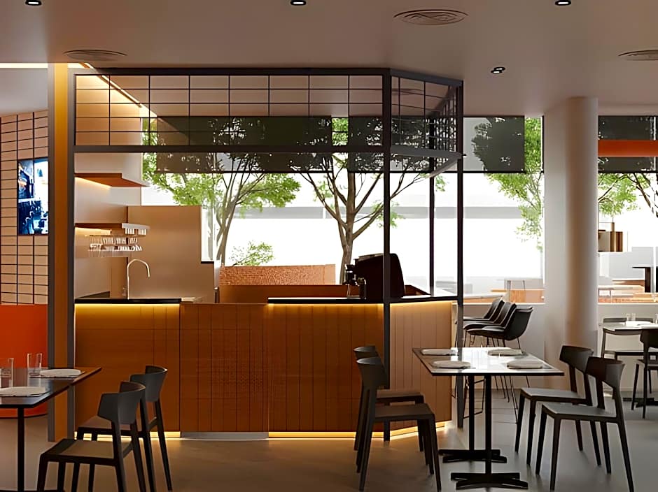 Maybis Hotel